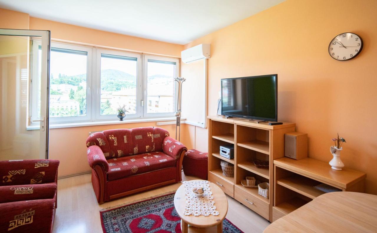 Free Parking Amphitheater Apartment - Wifi, Ac, Tv Budapest Exterior photo