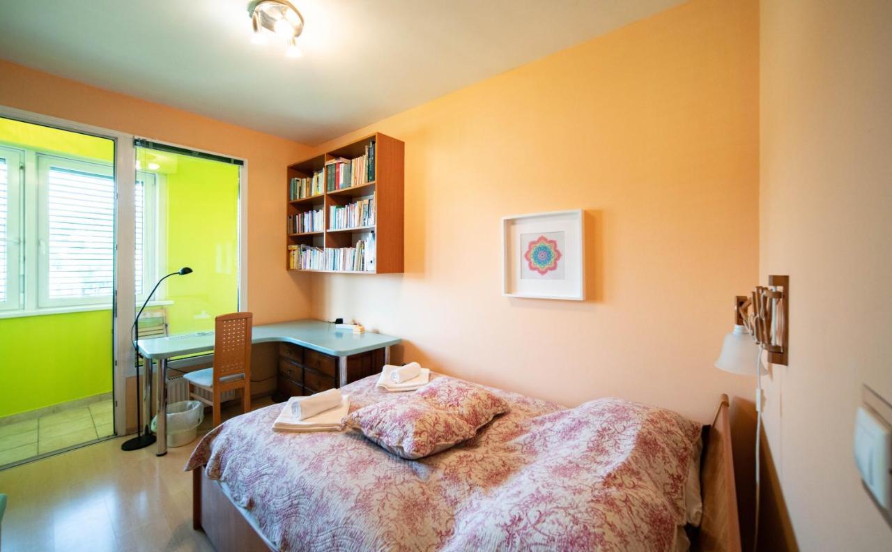 Free Parking Amphitheater Apartment - Wifi, Ac, Tv Budapest Exterior photo